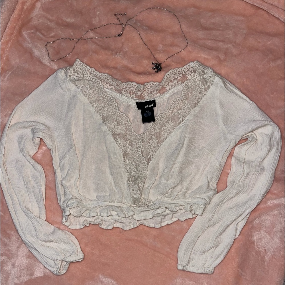 Crop top shirt with sleeves XS